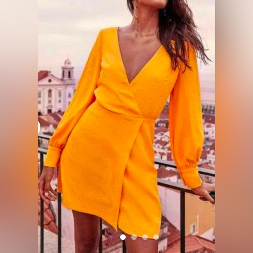 *NWT* Kookai Eliza Dress in Honeycomb